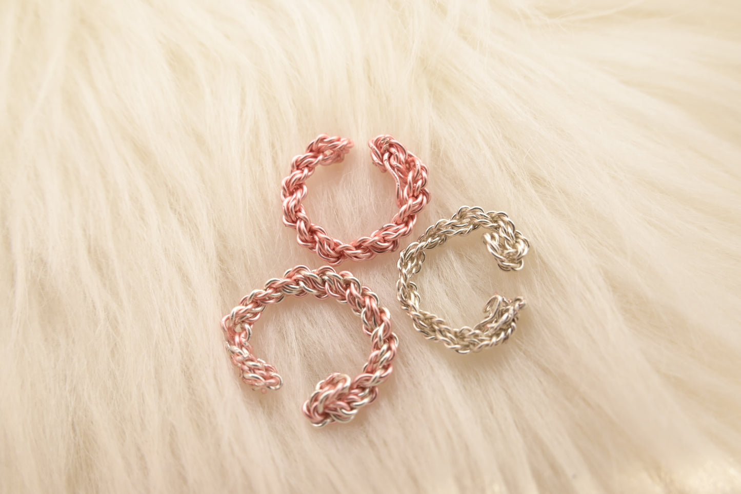 Geflochtener Ohrschmuck