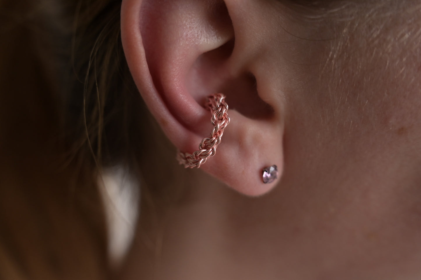Geflochtener Ohrschmuck