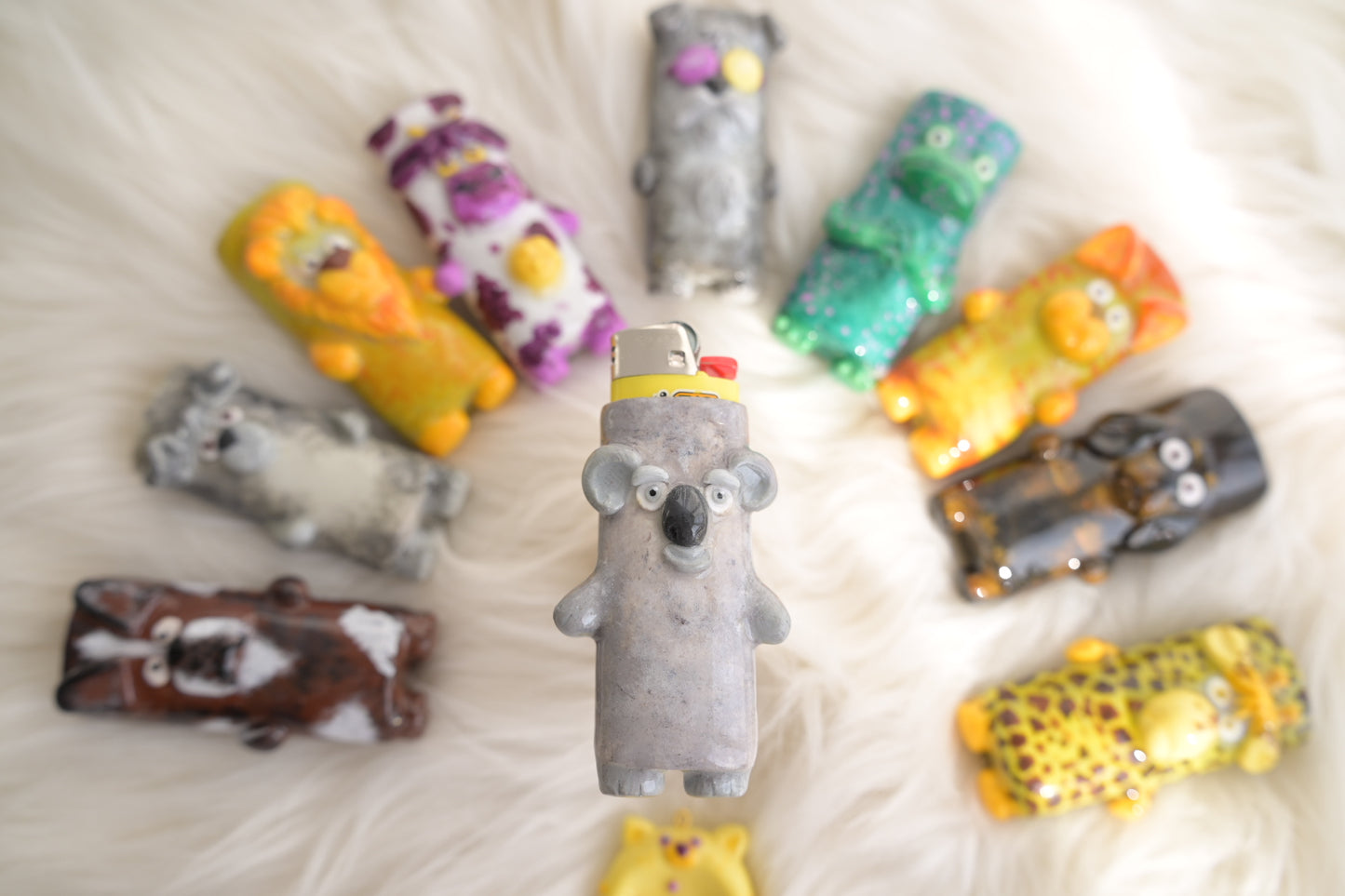 Handgemachte Feuerzeughülle Hund aus Polymer Clay