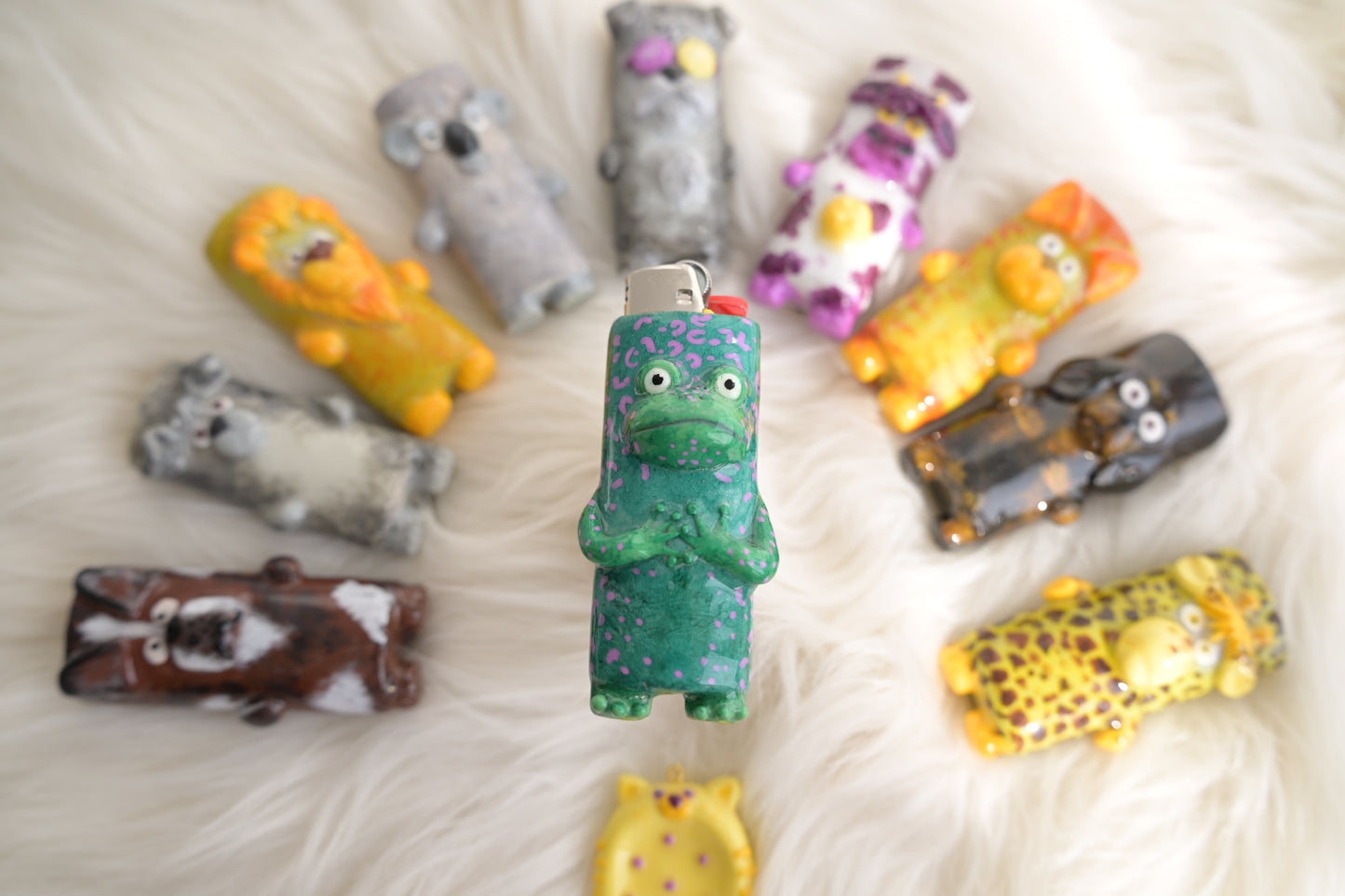 Handgemachte Feuerzeughülle Hund aus Polymer Clay