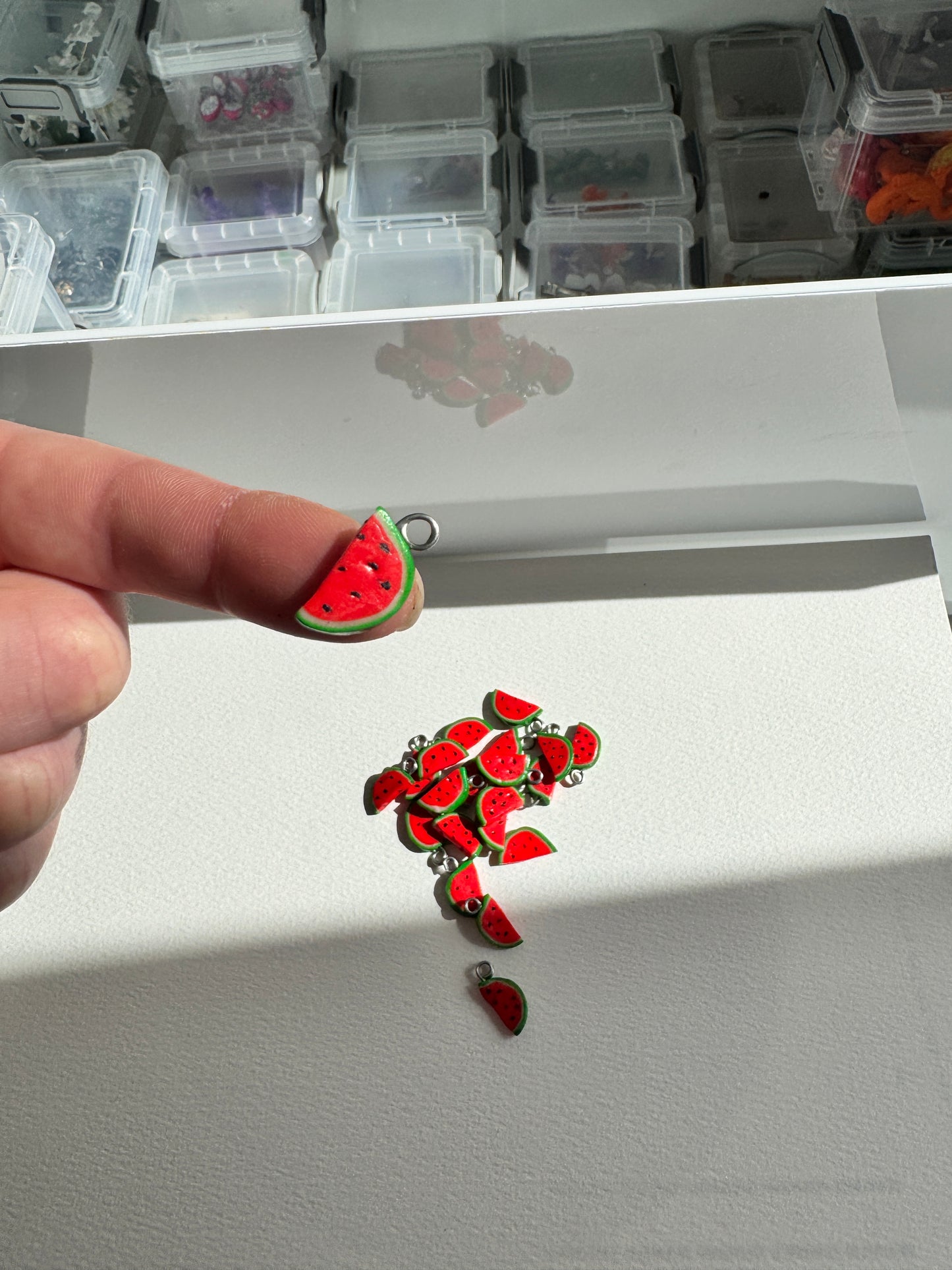 Handgemachte Polymer Clay Anhänger – Miniatur Tiere, Früchte & Blumen