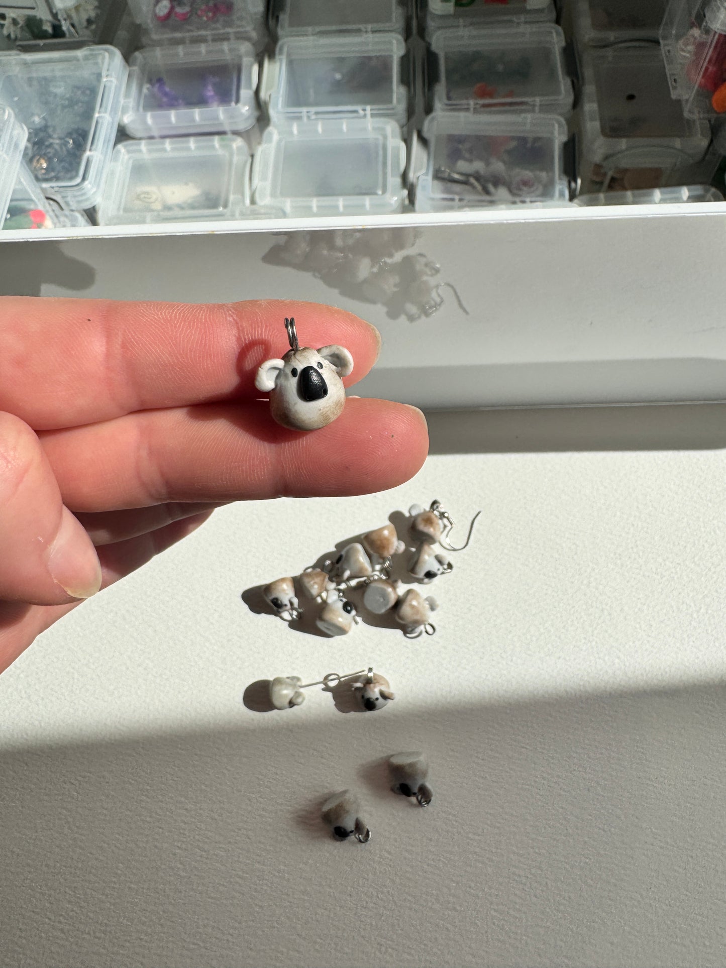 Handgemachte Polymer Clay Anhänger – Miniatur Tiere, Früchte & Blumen